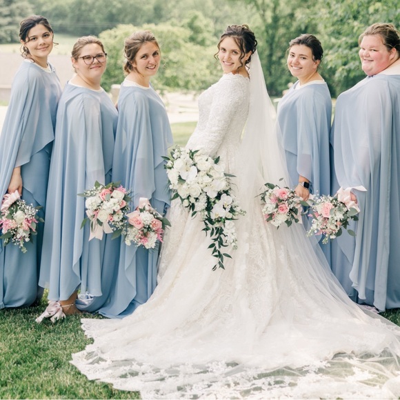 Kristen Perez❤︎︎ - Picture 6 of 16